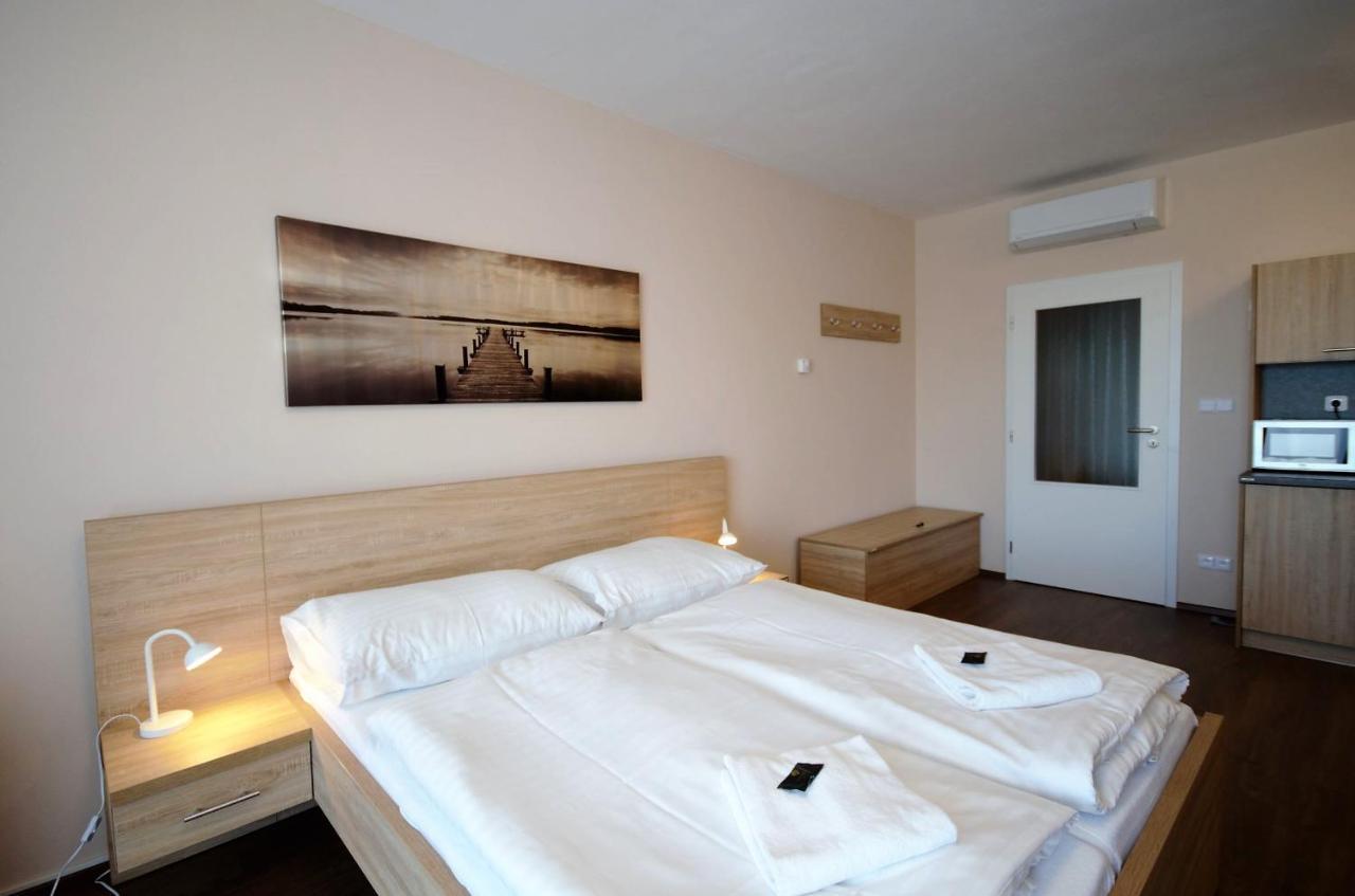 Apartmany Viva เชบอนย์ ภายนอก รูปภาพ